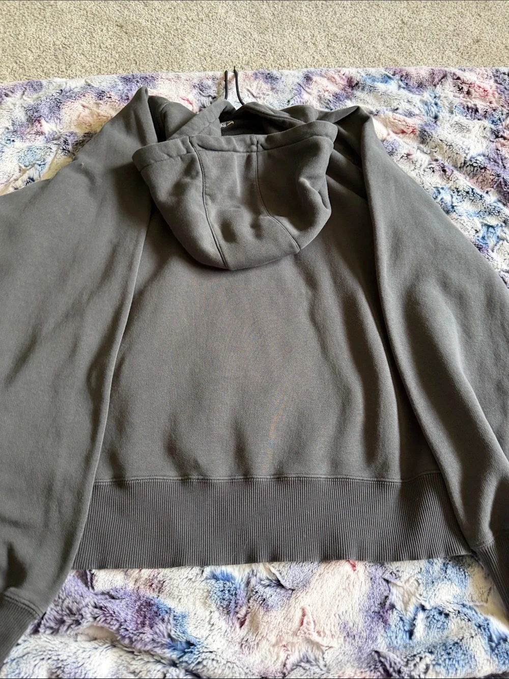 Nike Men's Gray Hoodie with Teal Logo Print